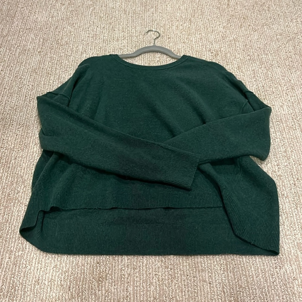 Free people emerald green crewneck sweater size small